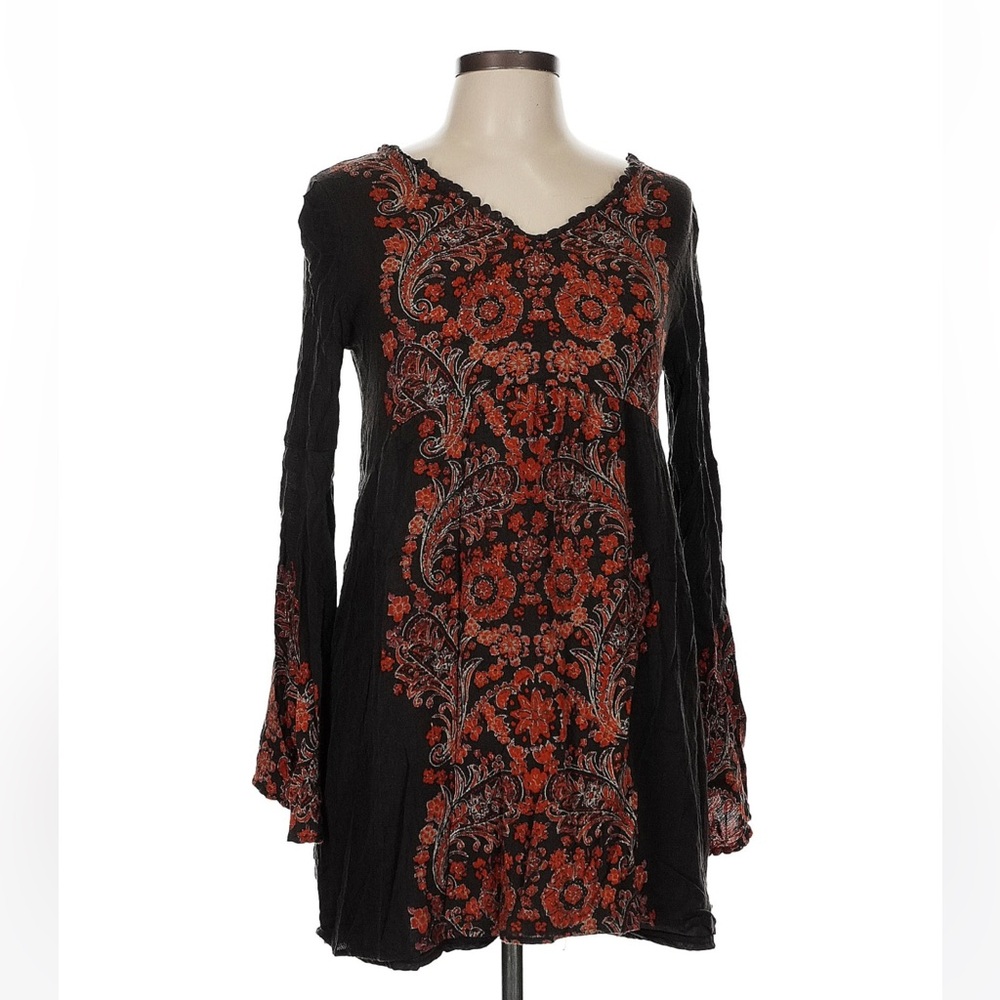 Coco + Jaimeson Boho Long Sleeve Top size M